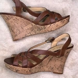 STRAPPY BROWN WEDGES